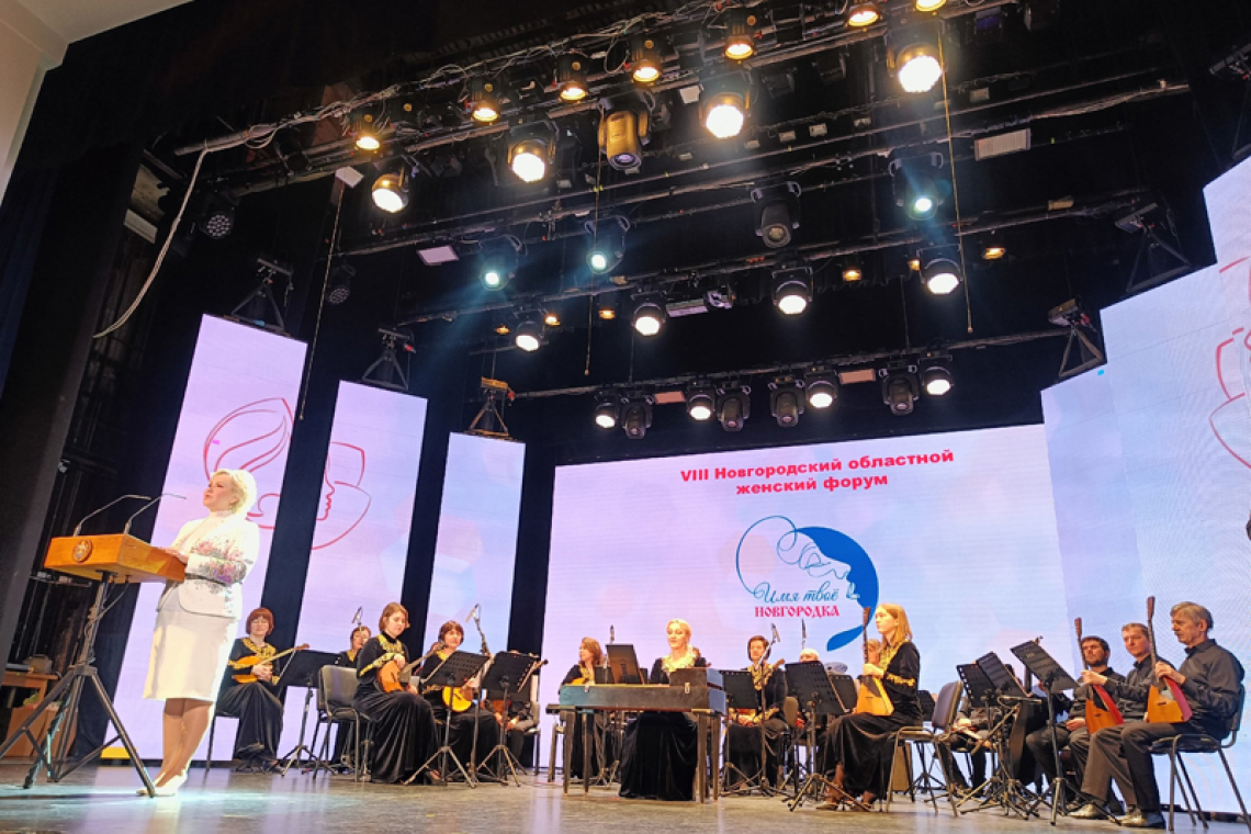 Поздравляем коллегу!